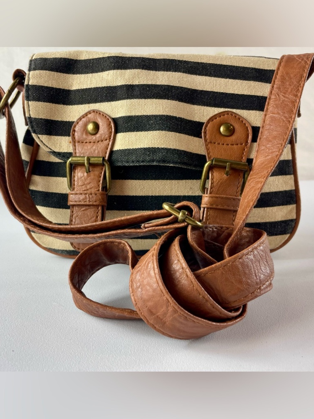 American Eagle Crossbody Handbag Beige & Black Striped Canvas Adjustable Strap